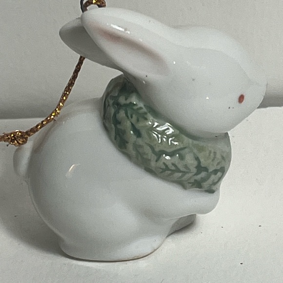 Vintage Porcelain Takahashi San Francisco Bunny Ornament - Picture 2 of 3